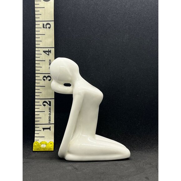 Abstract White Ceramic Kneeling Figure Sculpture yoga minimalist decor - Picture 2 of 3